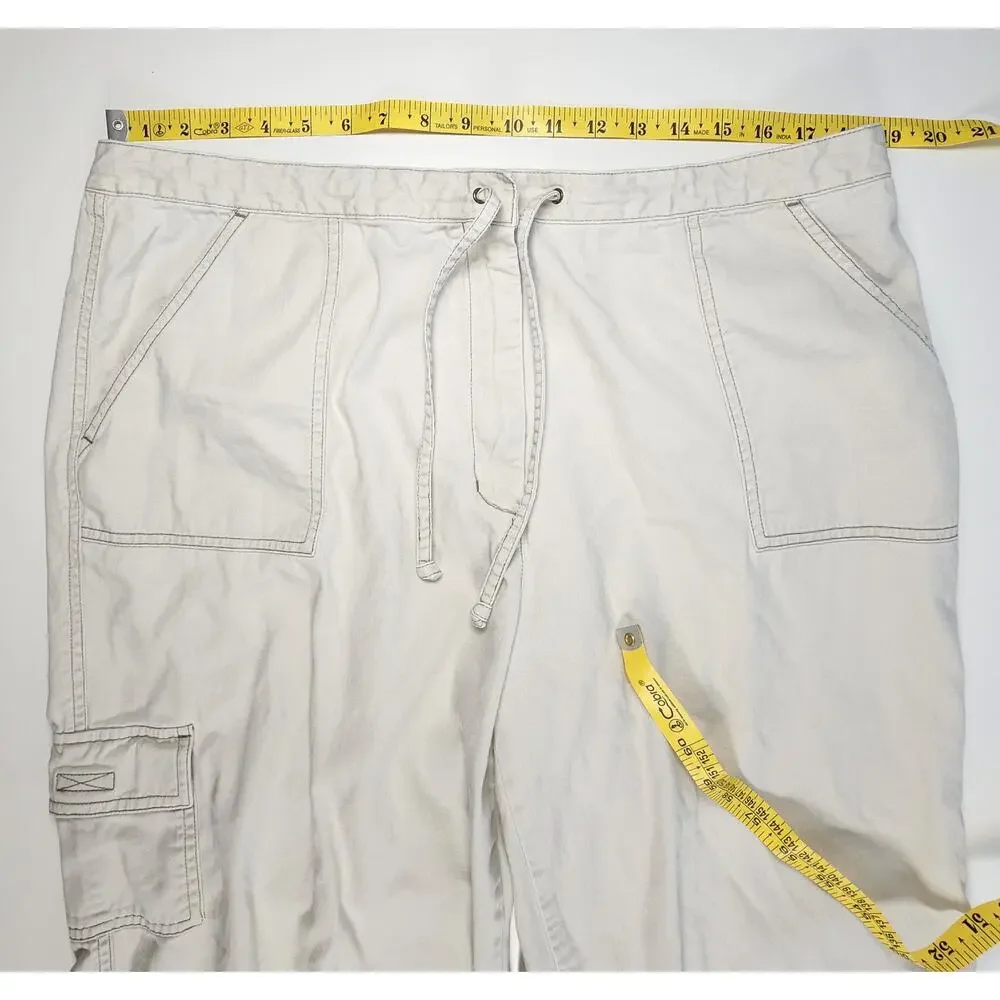 Eddie Bauer Women's Beige Cargo Capri Pants Size 18 Cotton Casual